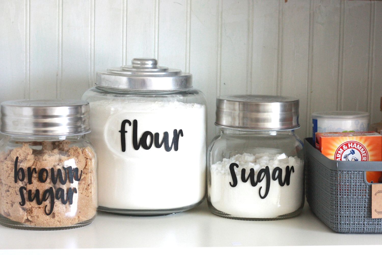 DIY Spice Jar Labels with your Cricut